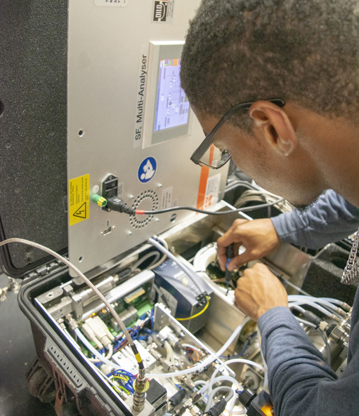 DILO- Analyzer Calibration- Professional sensor calibration and module exchange DILO- Analyzer Calibration- Professional sensor calibration and module exchange